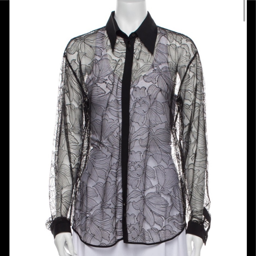Nº 21
Lace Pattern Long Sleeve Button-Up Top NWT